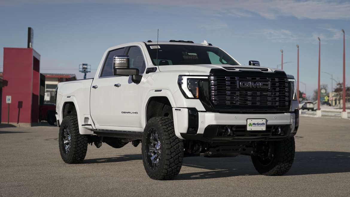 2024 GMC Denali Ultimate